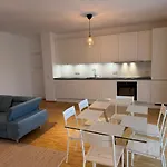 Hotell Diana Westend 5*